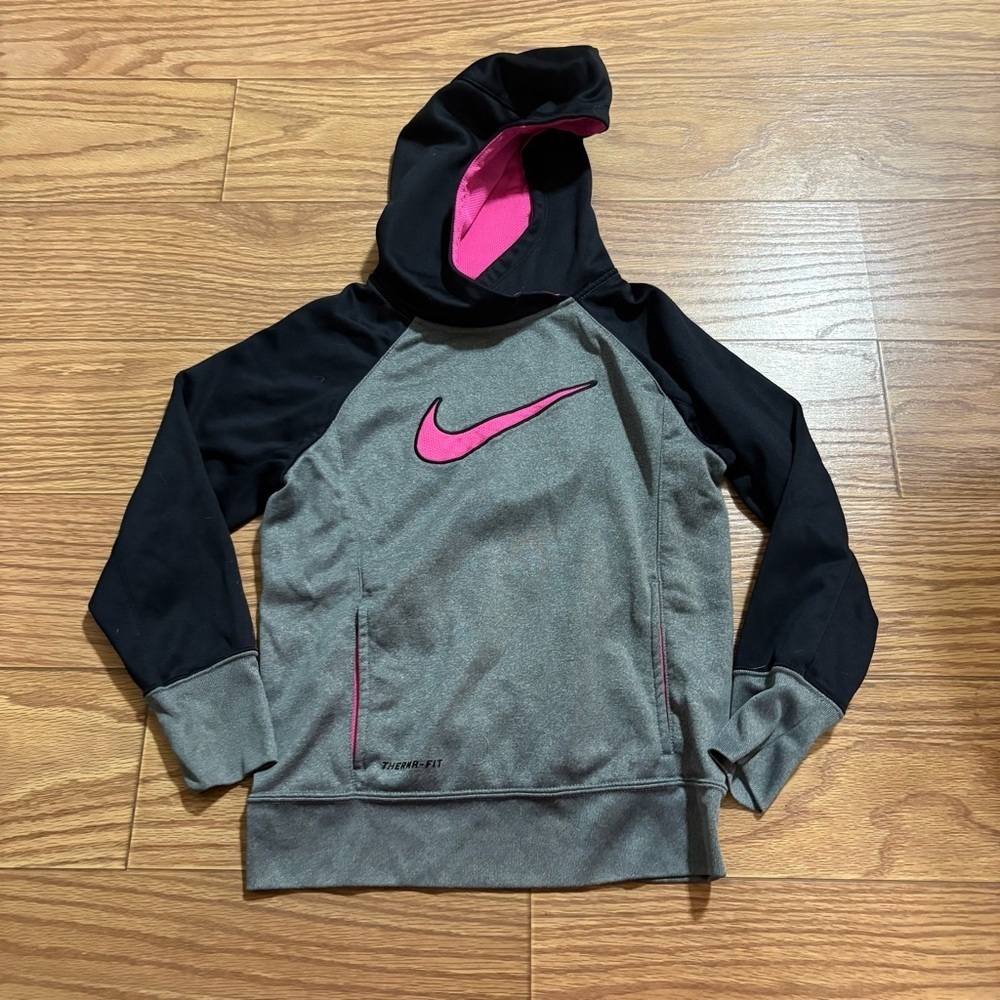 Nike Hoodie Youth Medium
